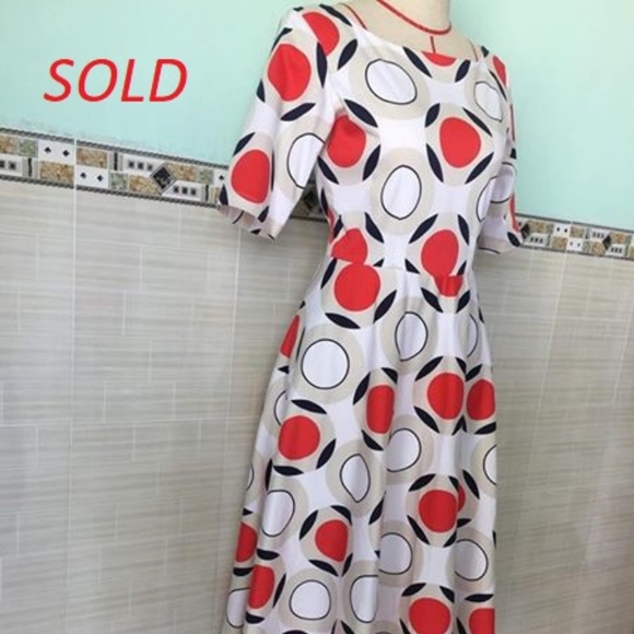 Dresses - Picture 1 of 1